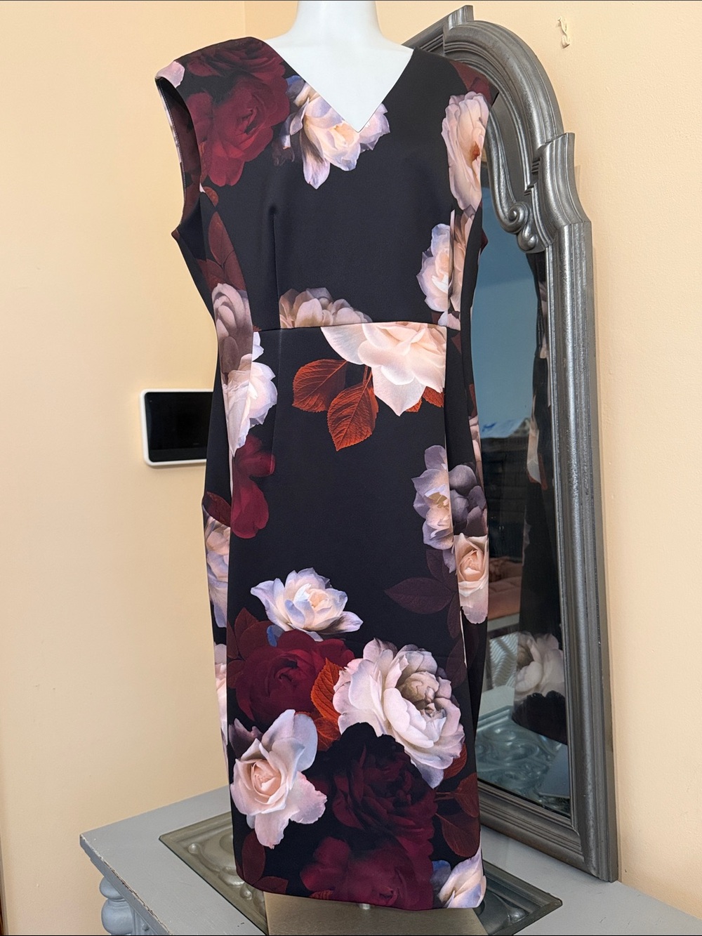 Calvin Klein 14 Women's Black Floral Sheath Dress Elegant Rose Print Scuba
